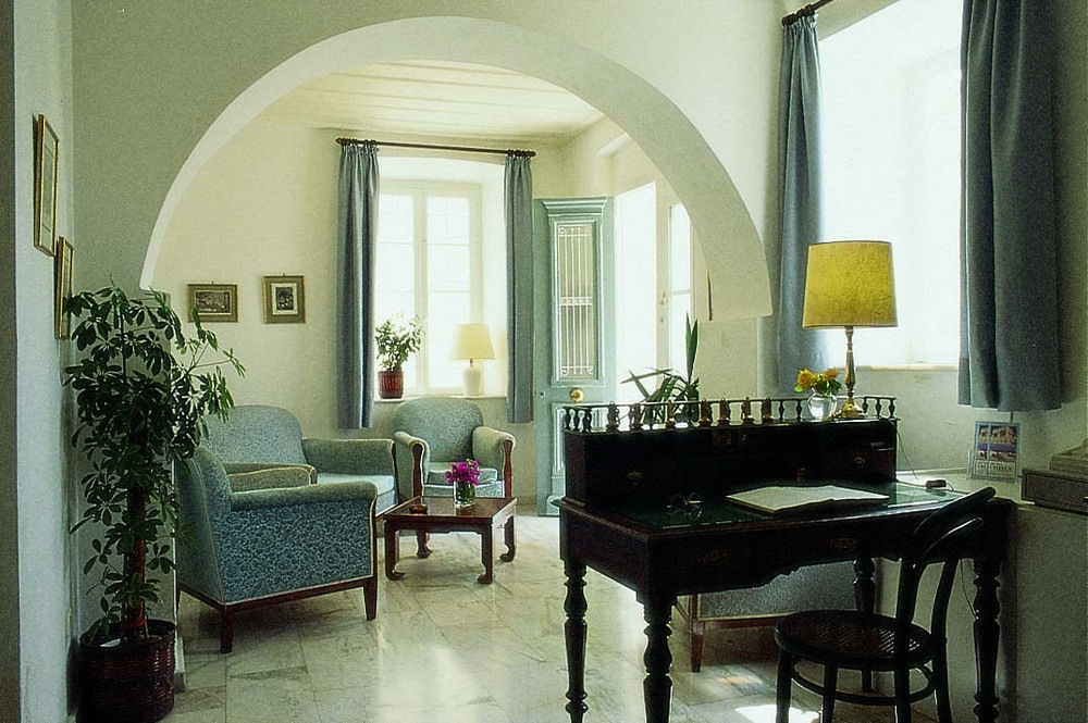 Hotel Omiros Ermoupoli Dış mekan fotoğraf