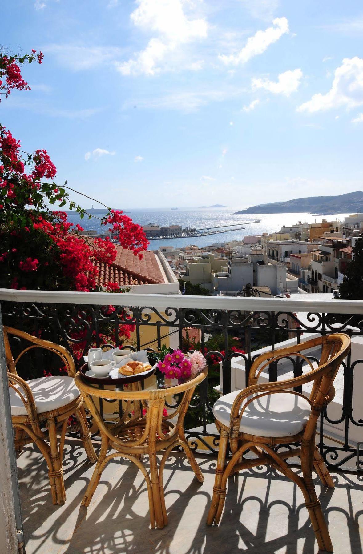 Hotel Omiros Ermoupoli Dış mekan fotoğraf
