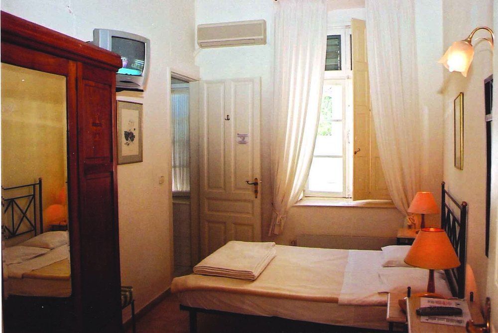 Hotel Omiros Ermoupoli Dış mekan fotoğraf